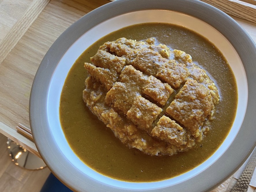 辛口カツカレー専門店燃虎Curryと白虎