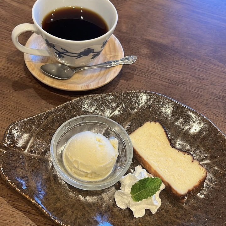 食堂カフェぶりこ。