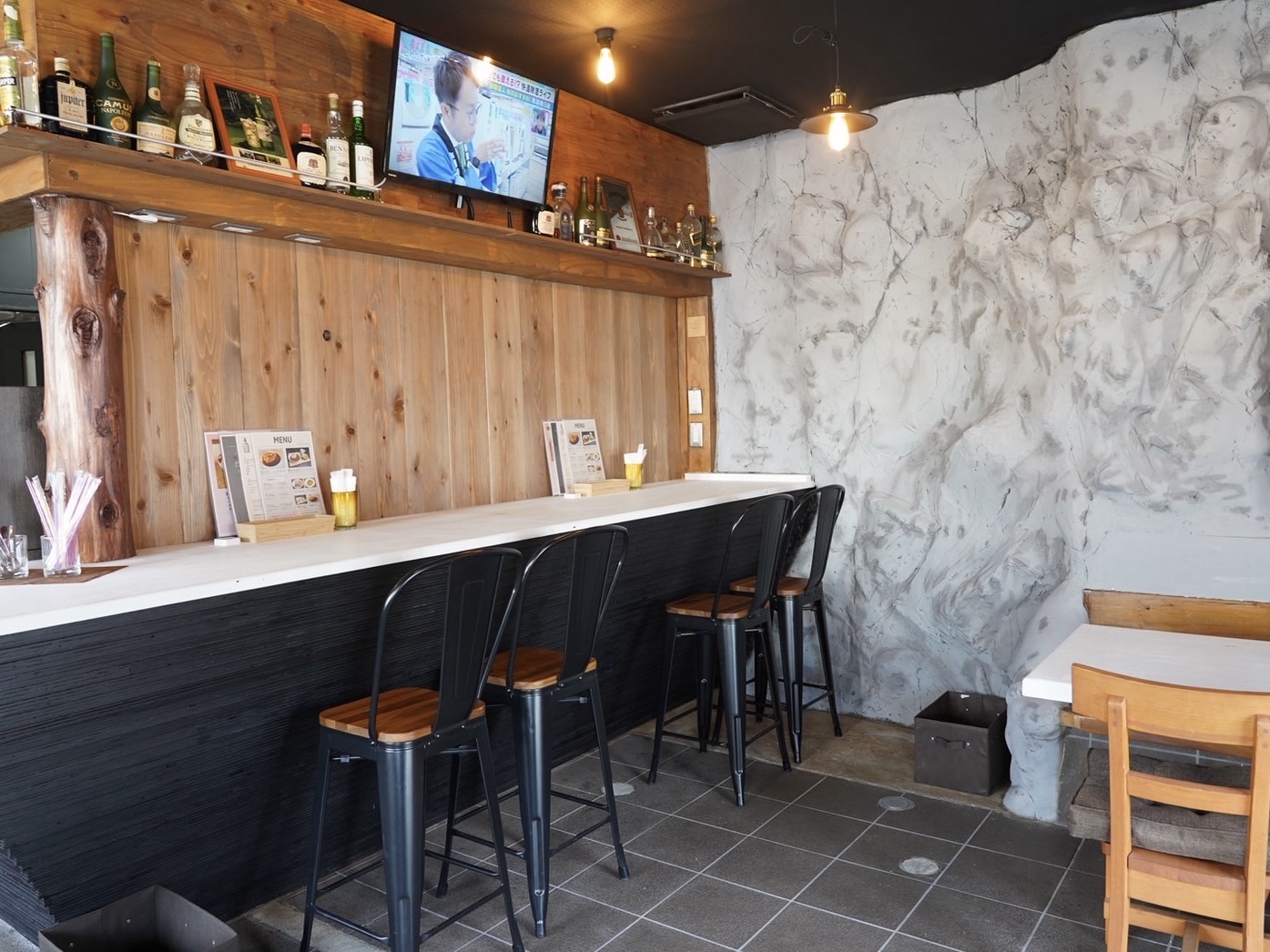 CAFE OF CORNER